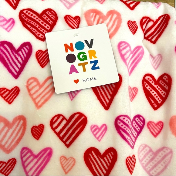Home Heart Oversized Throw NWT - Picture 2 of 5
